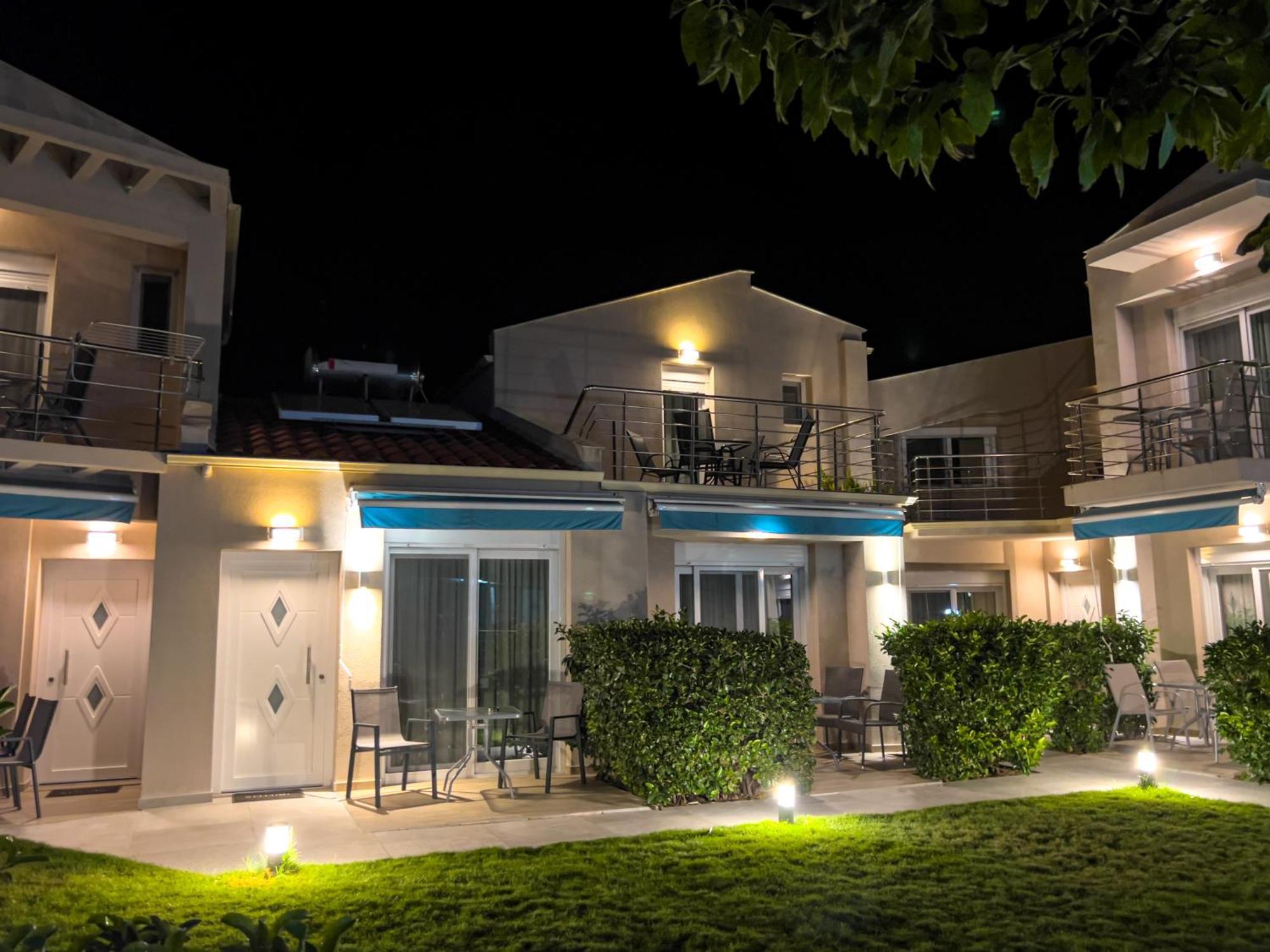 Yalos Beach Maisonettes Скала Сотирос Екстериор снимка