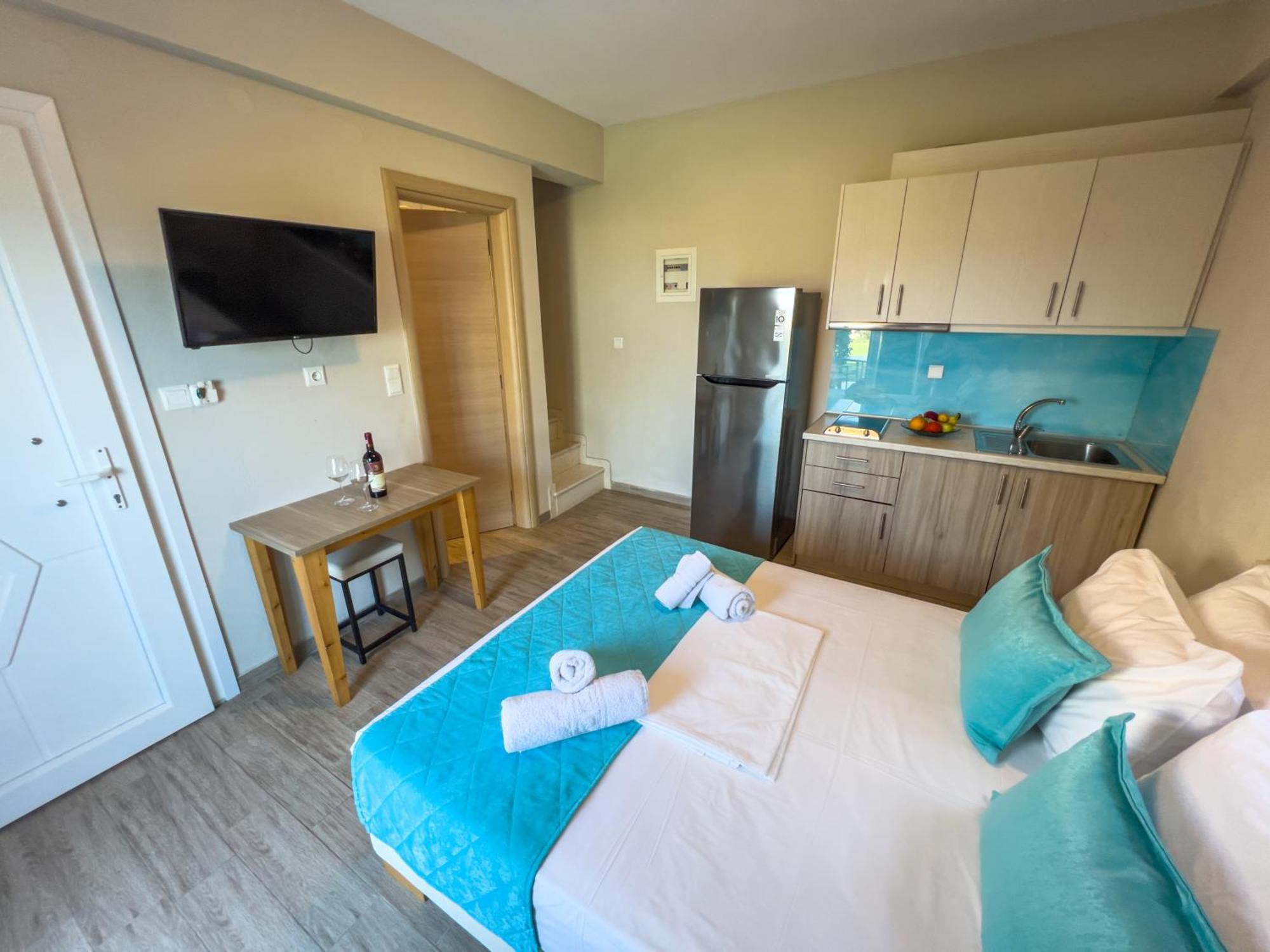 Yalos Beach Maisonettes Скала Сотирос Екстериор снимка