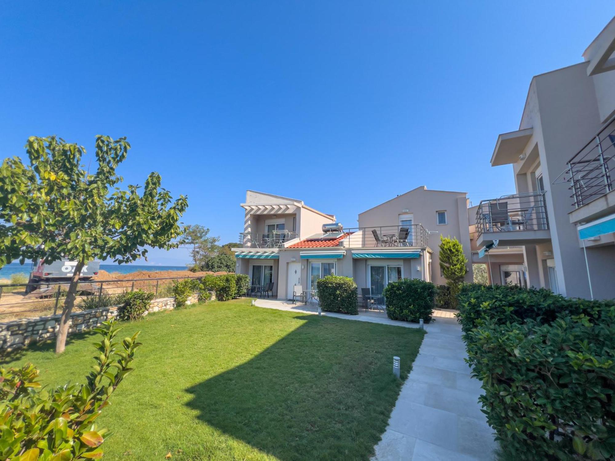 Yalos Beach Maisonettes Скала Сотирос Екстериор снимка
