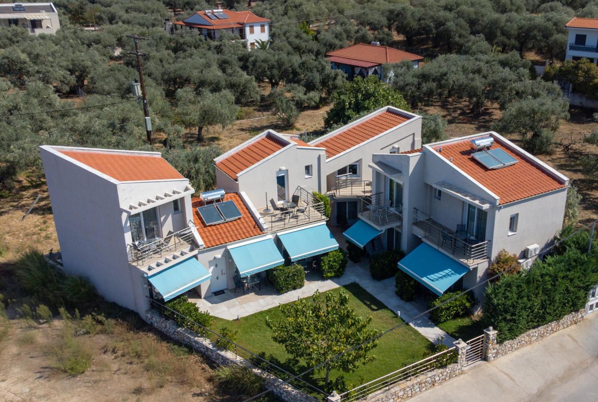 Yalos Beach Maisonettes Скала Сотирос Екстериор снимка